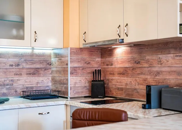 Cozy One-bedroom At Pirin Foothills Apartment